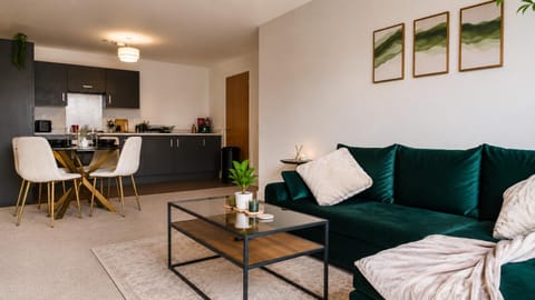 View (from property/room), Living room, Dining area, kitchen
