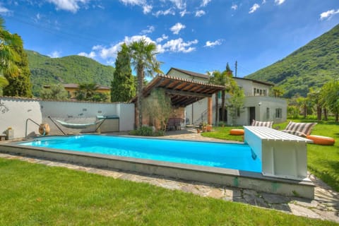 Pool view, Swimming pool