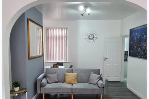 Living room, Decorative detail, Seating area