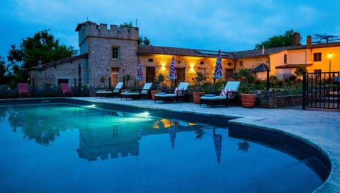 Property building, Night, Pool view, Swimming pool, sunbed