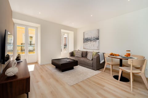 TV and multimedia, Living room, Dining area
