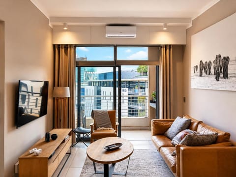 TV and multimedia, Lounge or bar