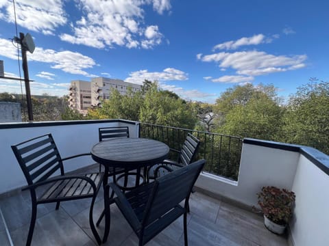 View (from property/room), City view, City view, Street view, Dinner, sunbed