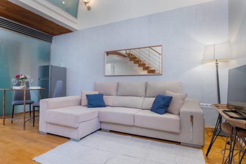 TV and multimedia, Living room, Seating area