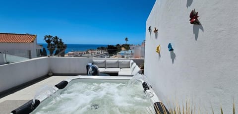 View (from property/room), Balcony/Terrace, Sea view