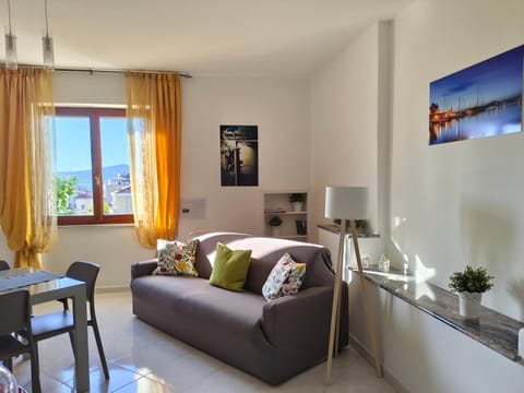 Living room, Photo of the whole room