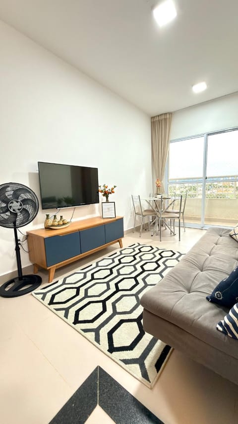 Communal lounge/ TV room, TV and multimedia, Living room, Seating area, Evening entertainment