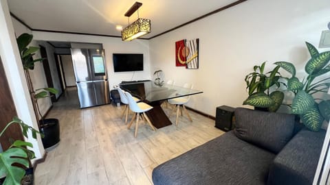 Communal lounge/ TV room, TV and multimedia, Living room, Evening entertainment