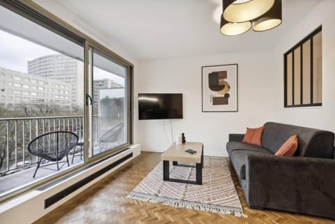 View (from property/room), Balcony/Terrace, Living room, Seating area