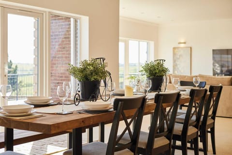 Decorative detail, Dining area