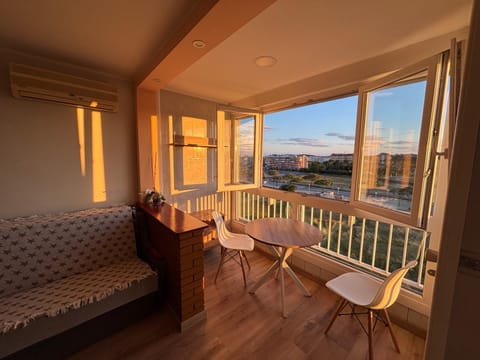 View (from property/room), Living room, Dining area