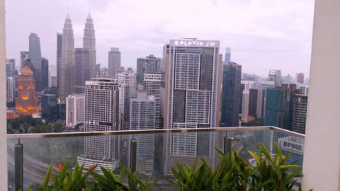 Property building, Day, City view