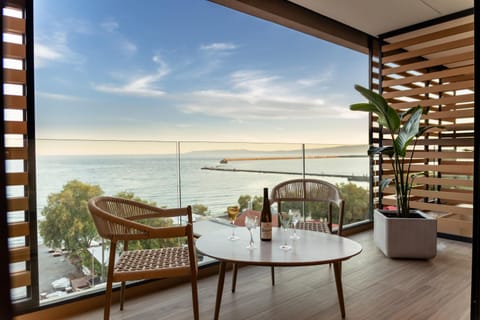 View (from property/room), Balcony/Terrace, Sea view
