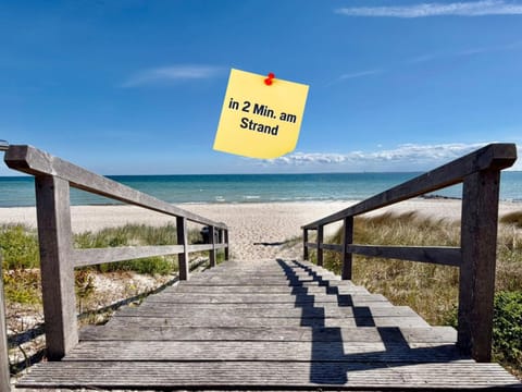 Nearby landmark, Day, Summer, Beach, Sea view, Location