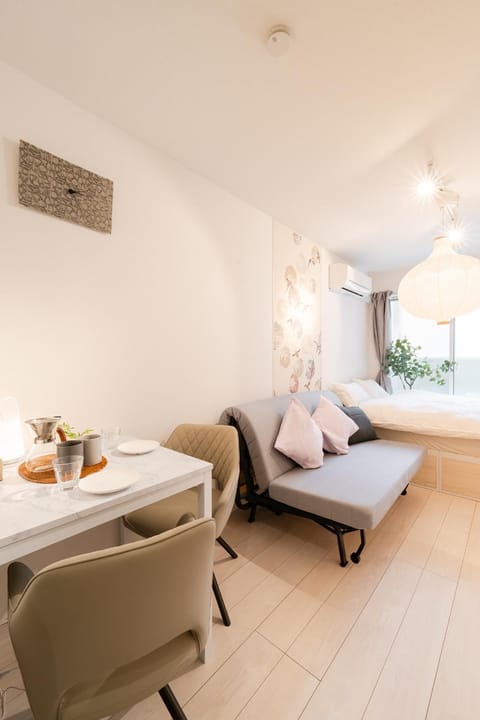 Living room, Photo of the whole room