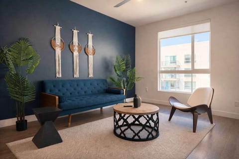 Living room, Decorative detail, Seating area