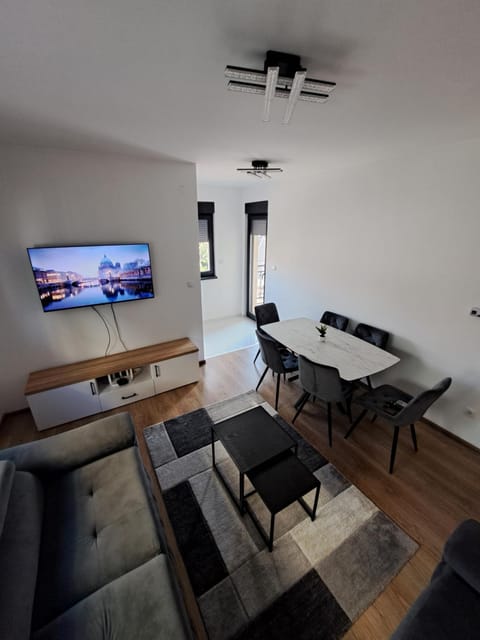 Living room, Seating area, Dining area