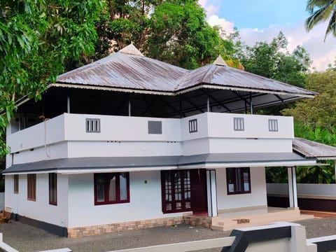 Property building, Day