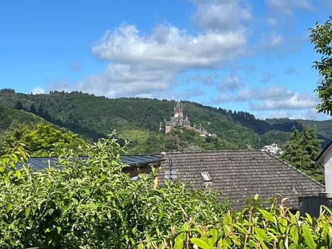 Nearby landmark, Landmark view