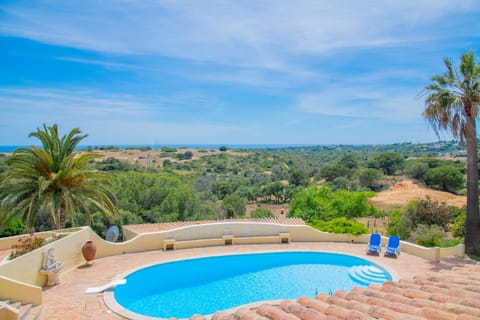 Garden, Swimming pool