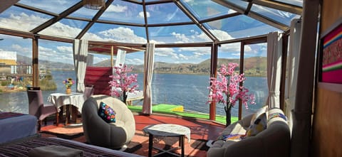Day, Natural landscape, View (from property/room), Balcony/Terrace, Living room, Dining area, Lake view, River view