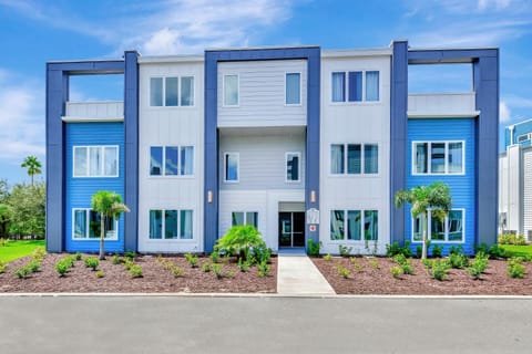 Property building, Day, Garden view