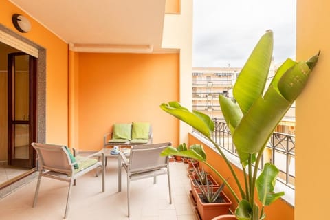 Property building, Balcony/Terrace