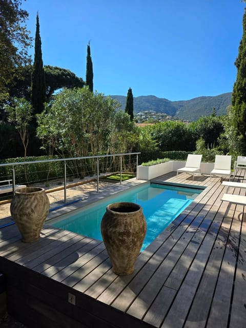 Garden, Swimming pool