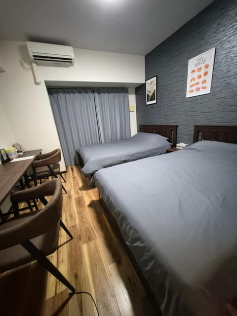 Photo of the whole room, Bedroom