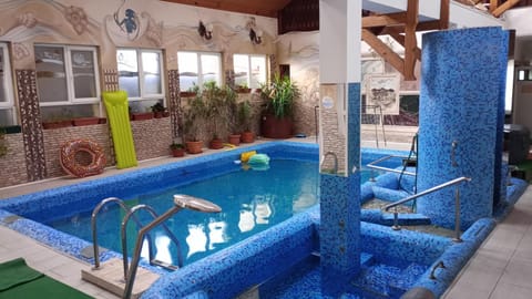Spa and wellness centre/facilities, Swimming pool