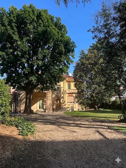 Property building, Garden, Garden view