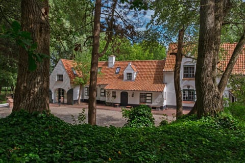 Property building, Natural landscape