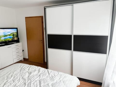 TV and multimedia, Bedroom