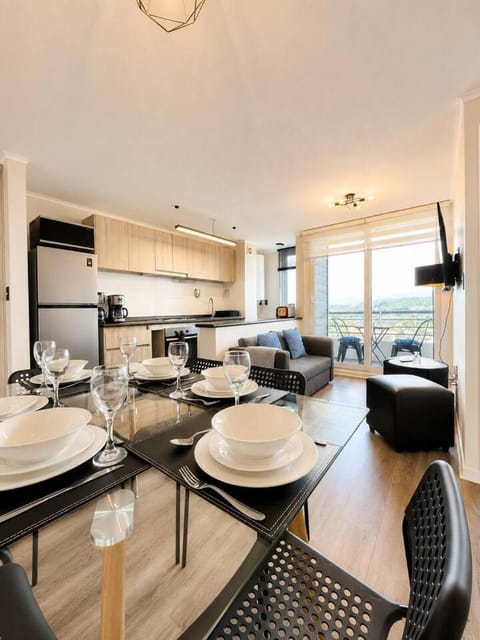 Balcony/Terrace, Kitchen or kitchenette, Living room, Dining area