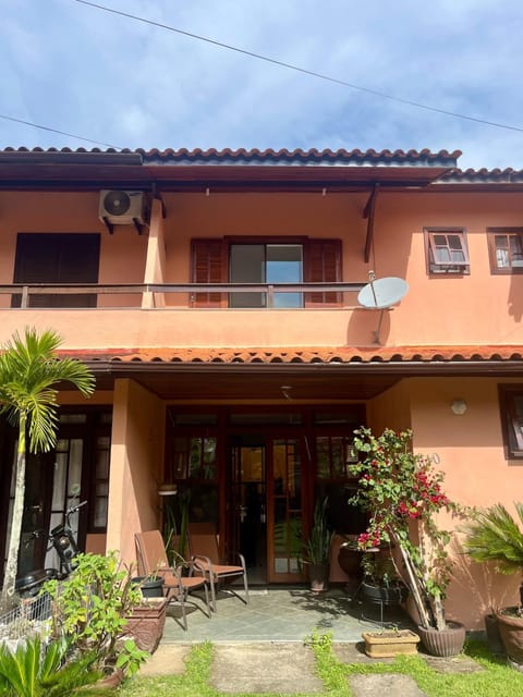 Property building, Garden, View (from property/room), Balcony/Terrace