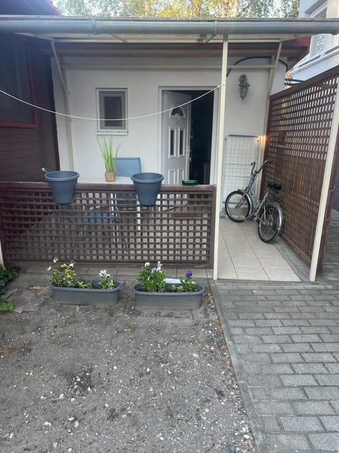 Property building, Garden, Cycling