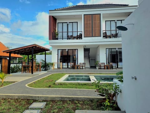 Property building, Garden, Garden view