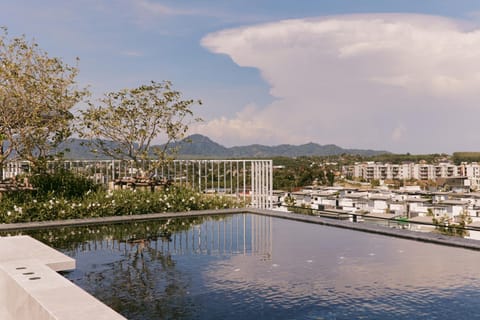 Day, Mountain view, Swimming pool