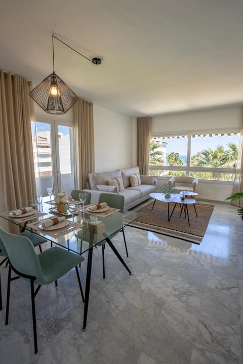 View (from property/room), Living room, Dining area