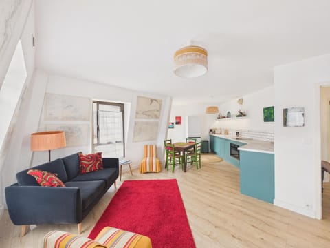 Communal lounge/ TV room, Living room