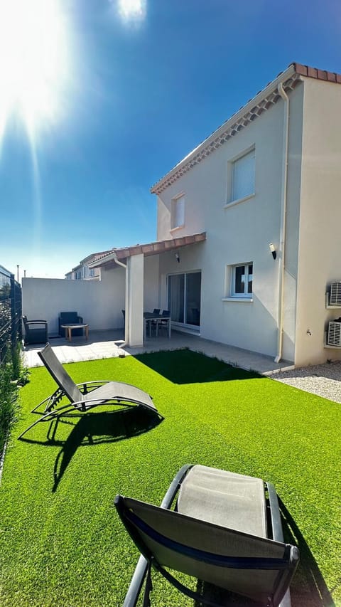 Garden, Balcony/Terrace