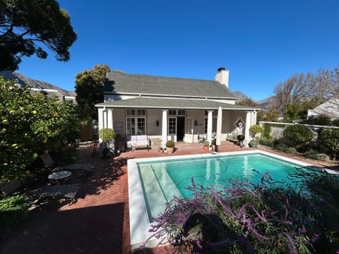 Property building, Garden view
