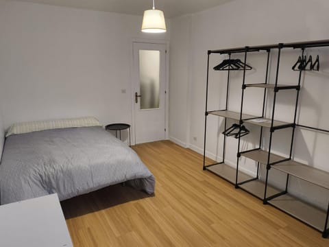 Bed, Photo of the whole room, Bedroom, wardrobe