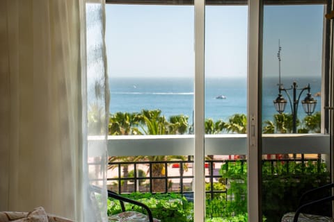 Patio, Natural landscape, View (from property/room), Balcony/Terrace, Sea view