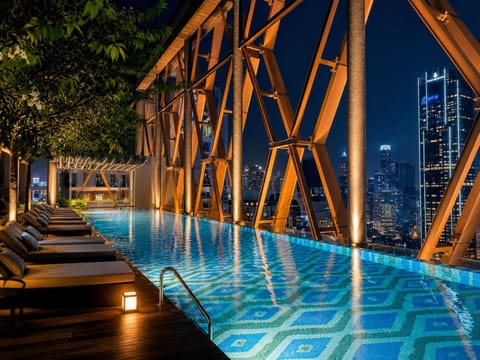 Night, Pool view, Swimming pool, sunbed