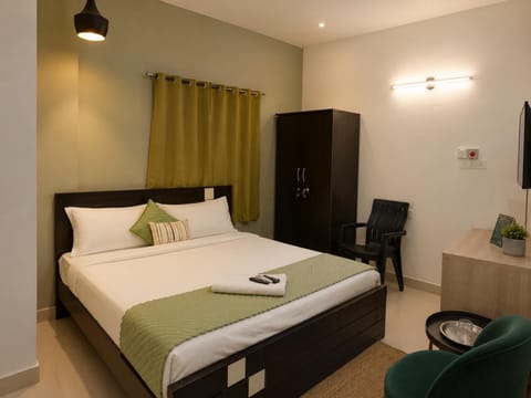 Bed, Bedroom