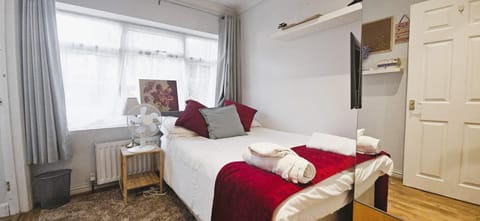 Bed, Photo of the whole room, Bedroom, towels, wardrobe