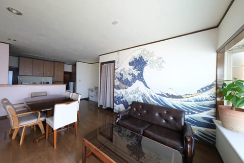 Living room, Dining area