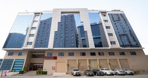 Property building, Day, Location