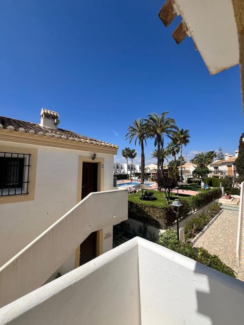 Property building, Balcony/Terrace